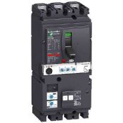 circuit breaker VigiCompact NSX160F - Micrologic 2.2 - 160 A - 3 poles 3d  LV430970
